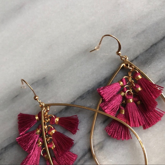 Teardrop tassel earrings pink and gold tone NWT - Picture 7 of 7